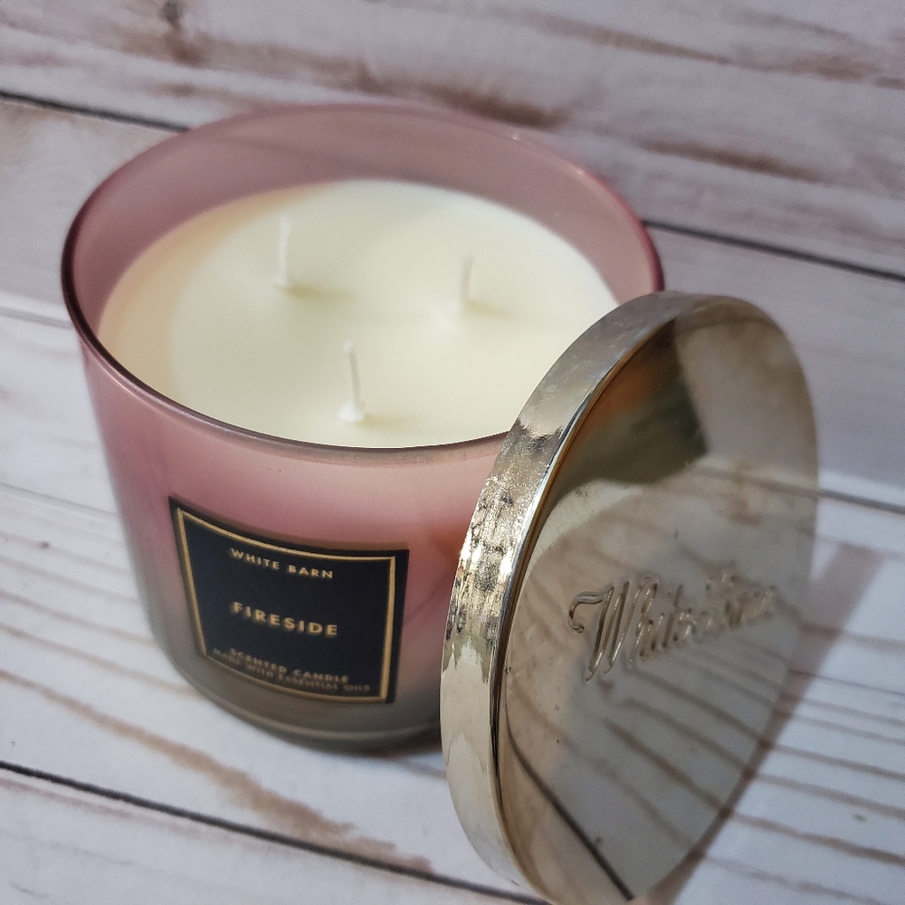 FIRESIDE 3-WICK CANDLE - Picture 2 of 3